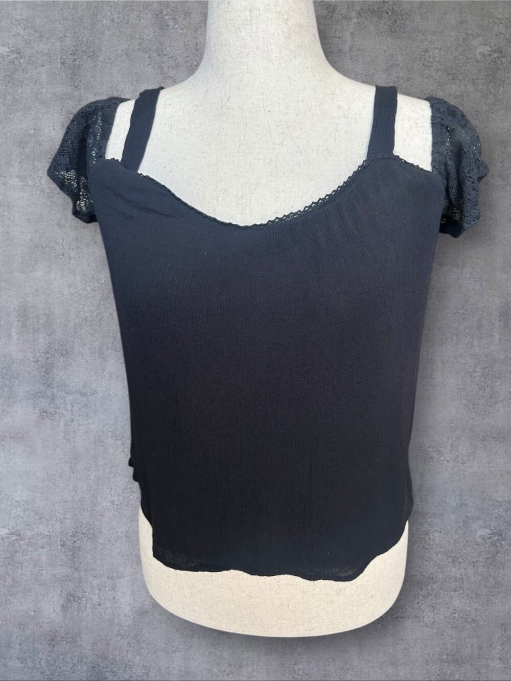 Jolt M Black Lace Strap Top – Size Medium